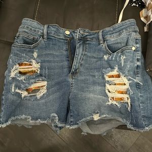 Just Blue XL denim shorts with fabric under distressing